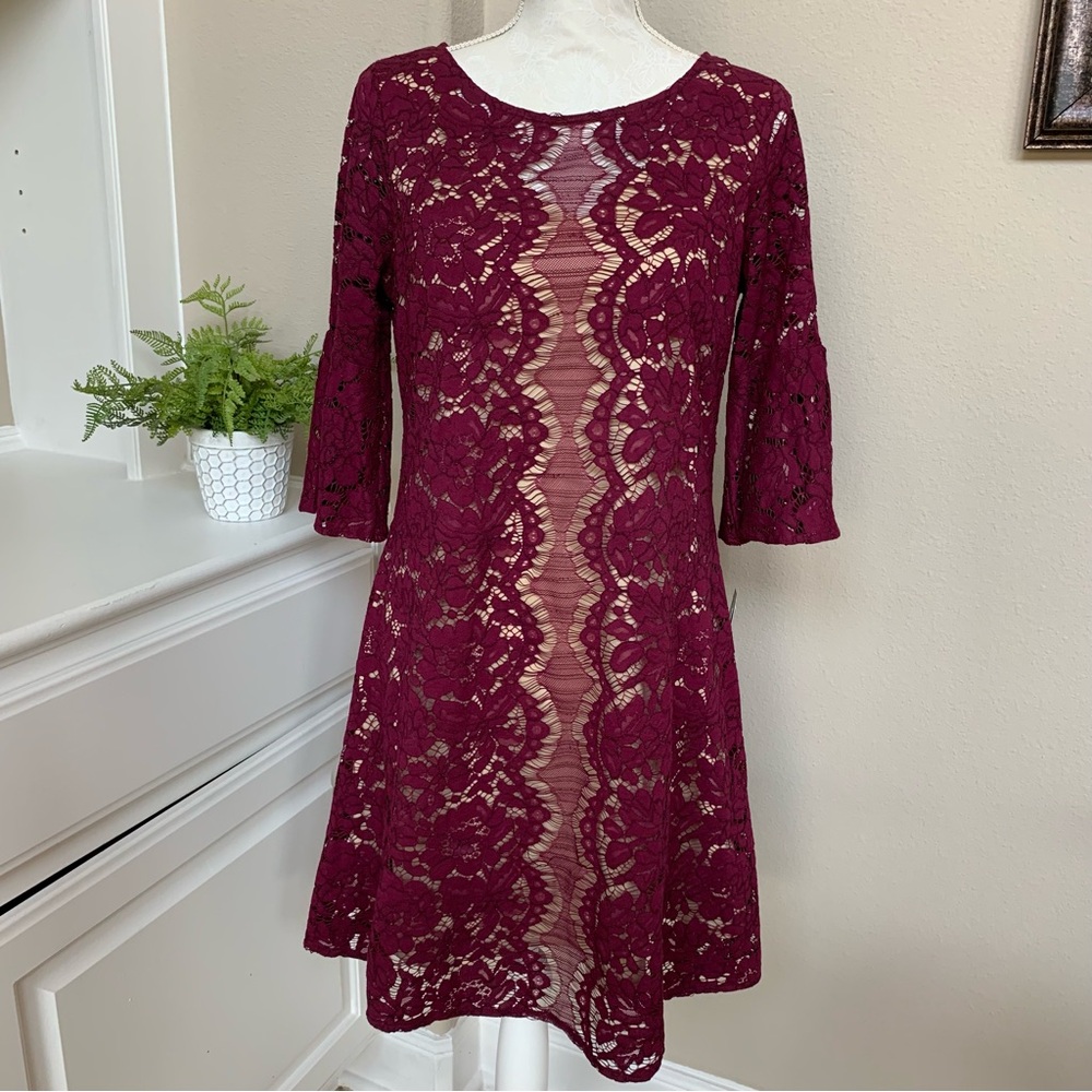 Gabby Skye Burgundy Lace A-line Dress Bell Sleeve Size 10